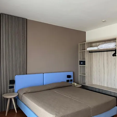 Hotel Italy