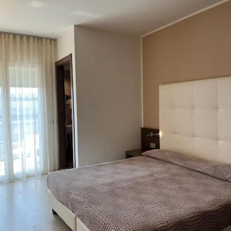 Отель Italy
