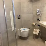Italy بيبيوني