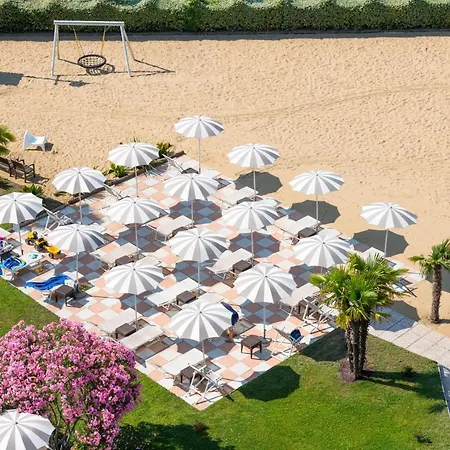 Italy 4*