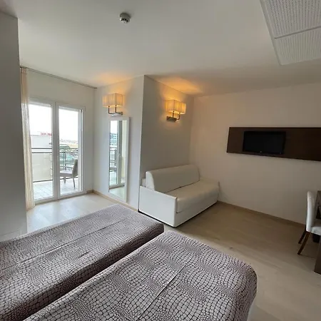 Ξενοδοχείο Italy Μπιμπιόνε