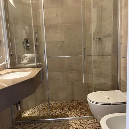 Italy 4* Μπιμπιόνε