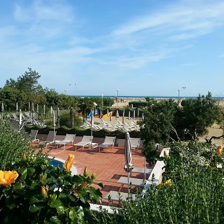 Italy 4*